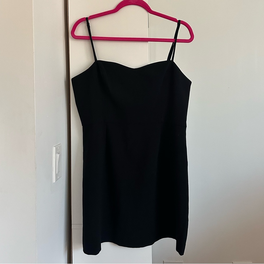 French Connection Whisper dress in black 🖤